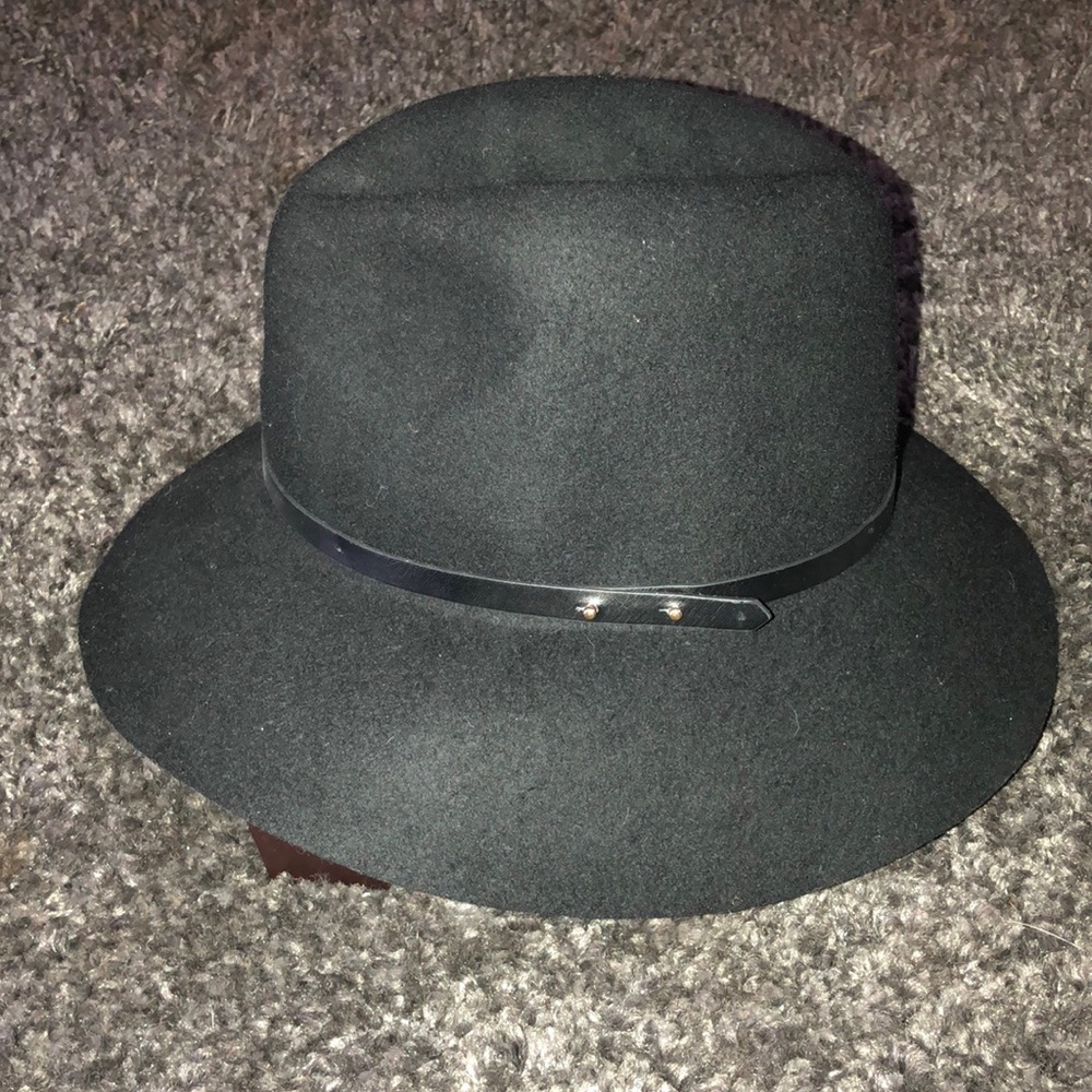 Fedora hat